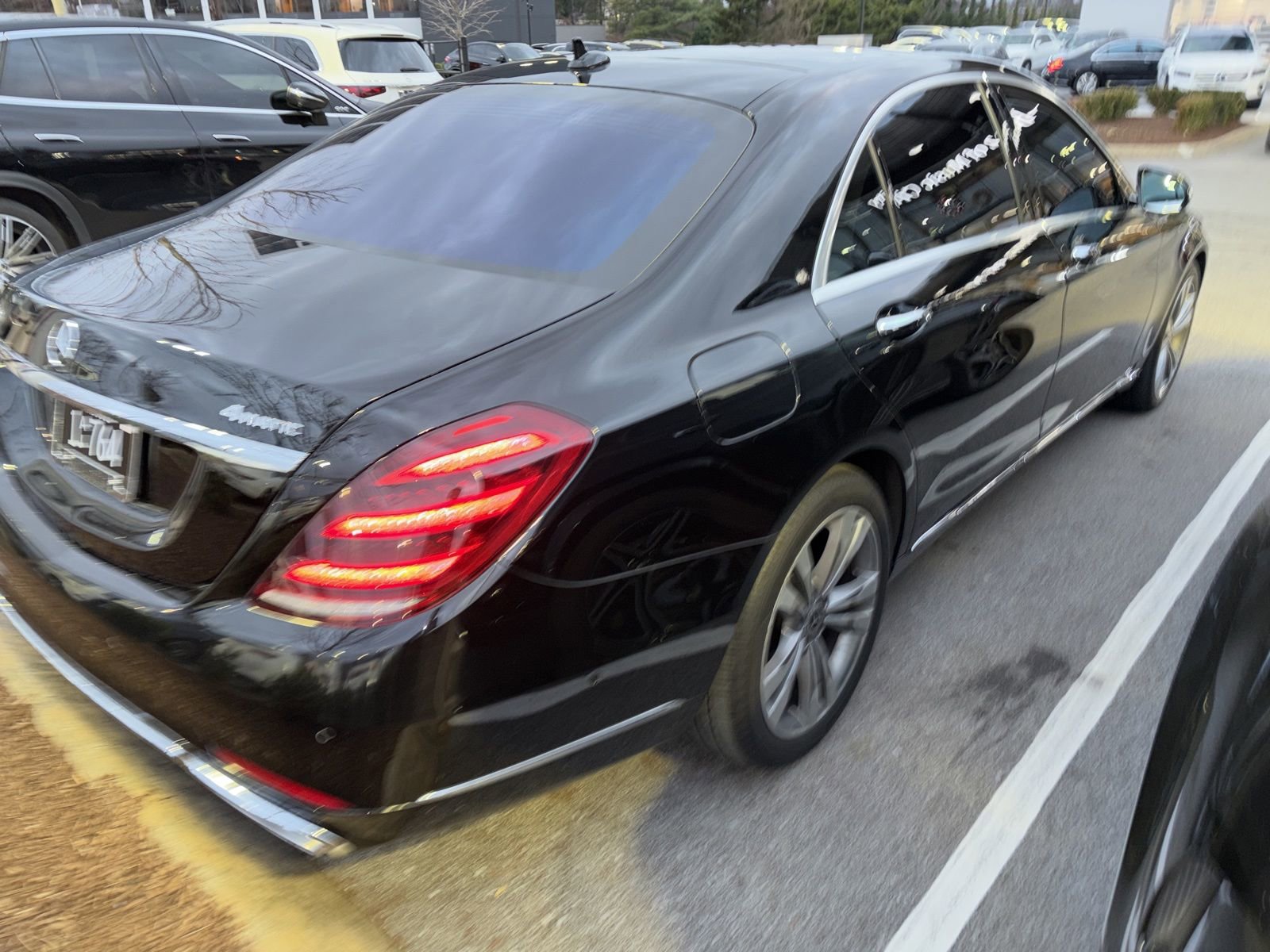 Used 2018 Mercedes-Benz S 560 4MATIC Sedan image 2