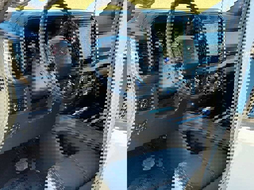 New 2026 Ford F350 Platinum w/ FX4 Off-Road Package image 6