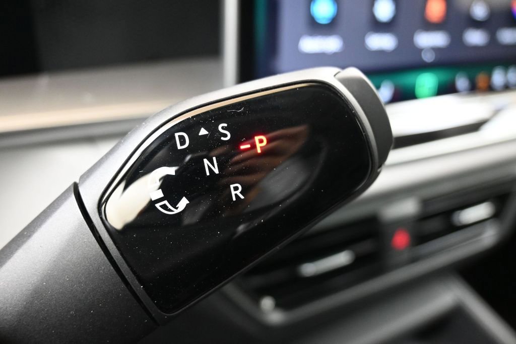 New 2026 Volkswagen Tiguan SE AWD/4WD image 31