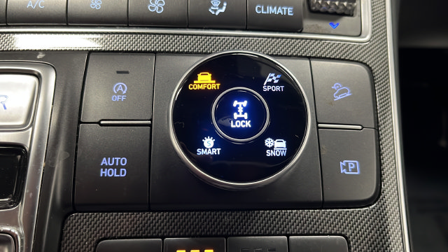 Used 2023 Hyundai Santa Fe SEL w/ Premium Package AWD/4WD image 36