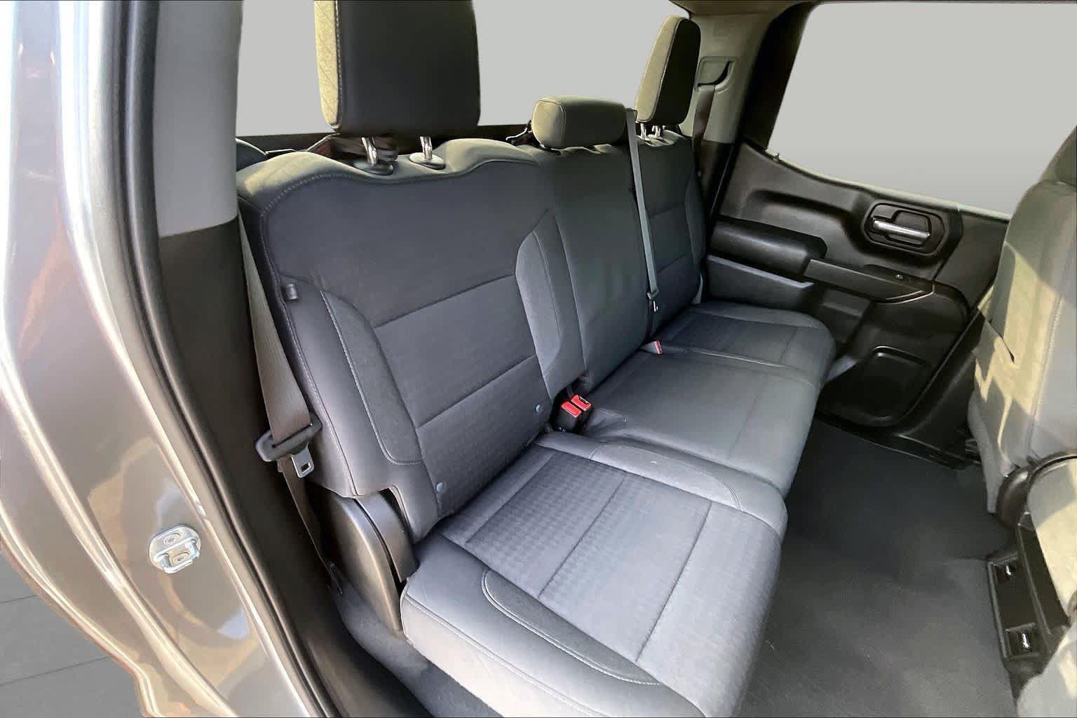 Used 2023 Chevrolet Silverado 1500 Custom AWD/4WD image 19