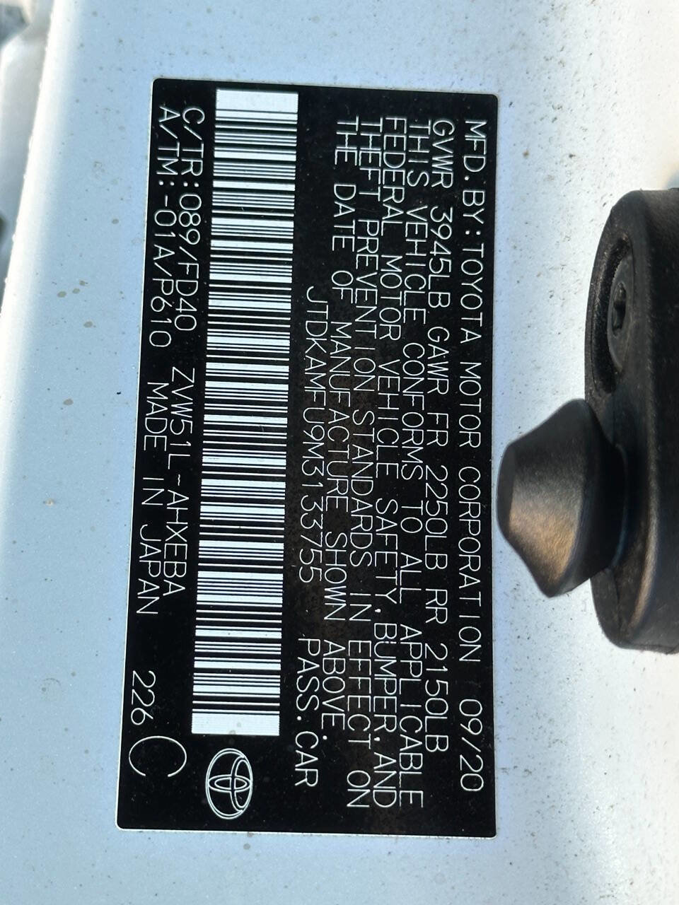 Used 2021 Toyota Prius LE image 15
