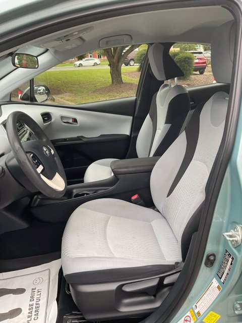 Used 2018 Toyota Prius Two w/ Prius Two Safety Plus Package FWD image 11