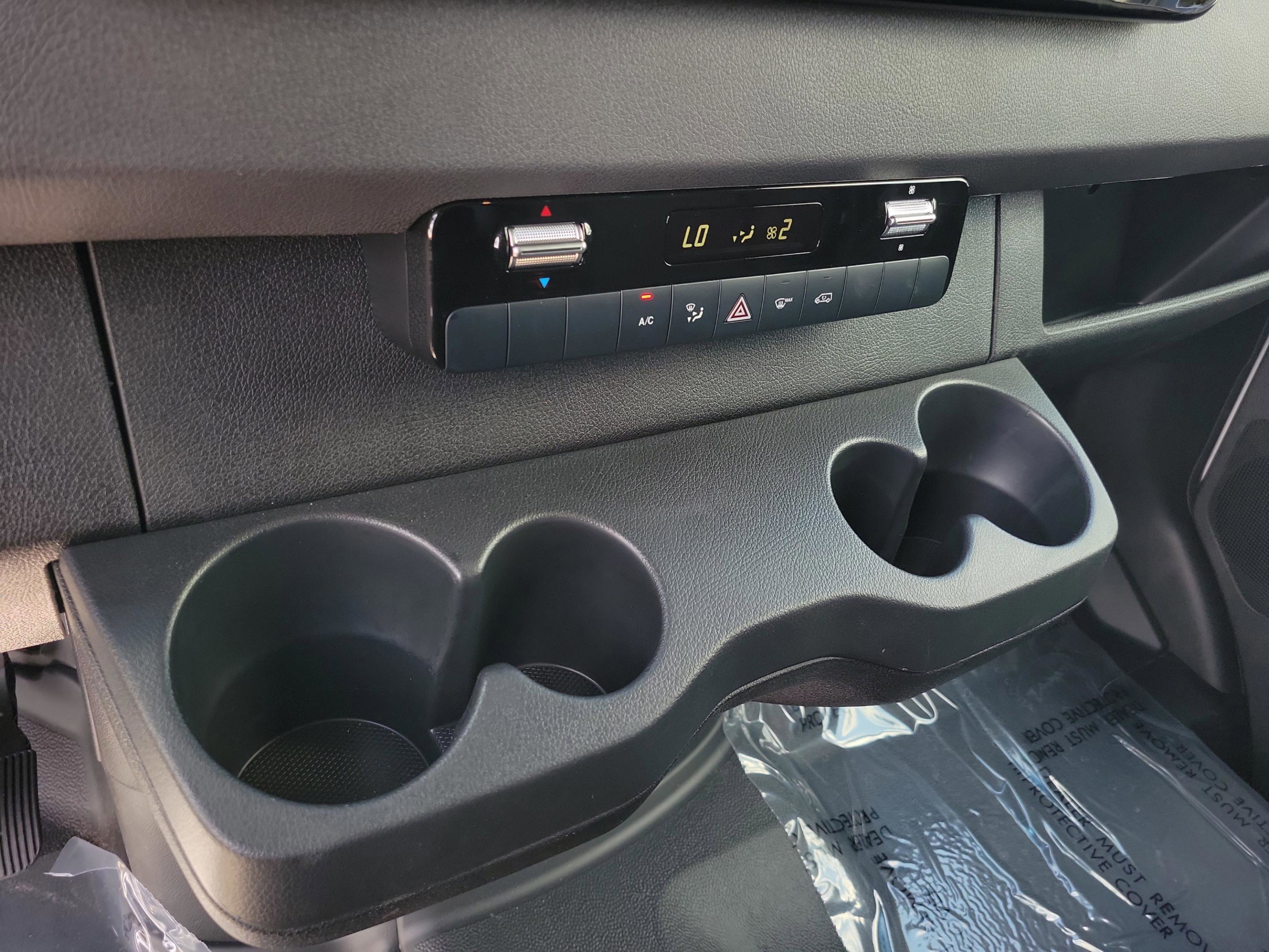 Used 2025 Mercedes-Benz Sprinter 2500 image 21