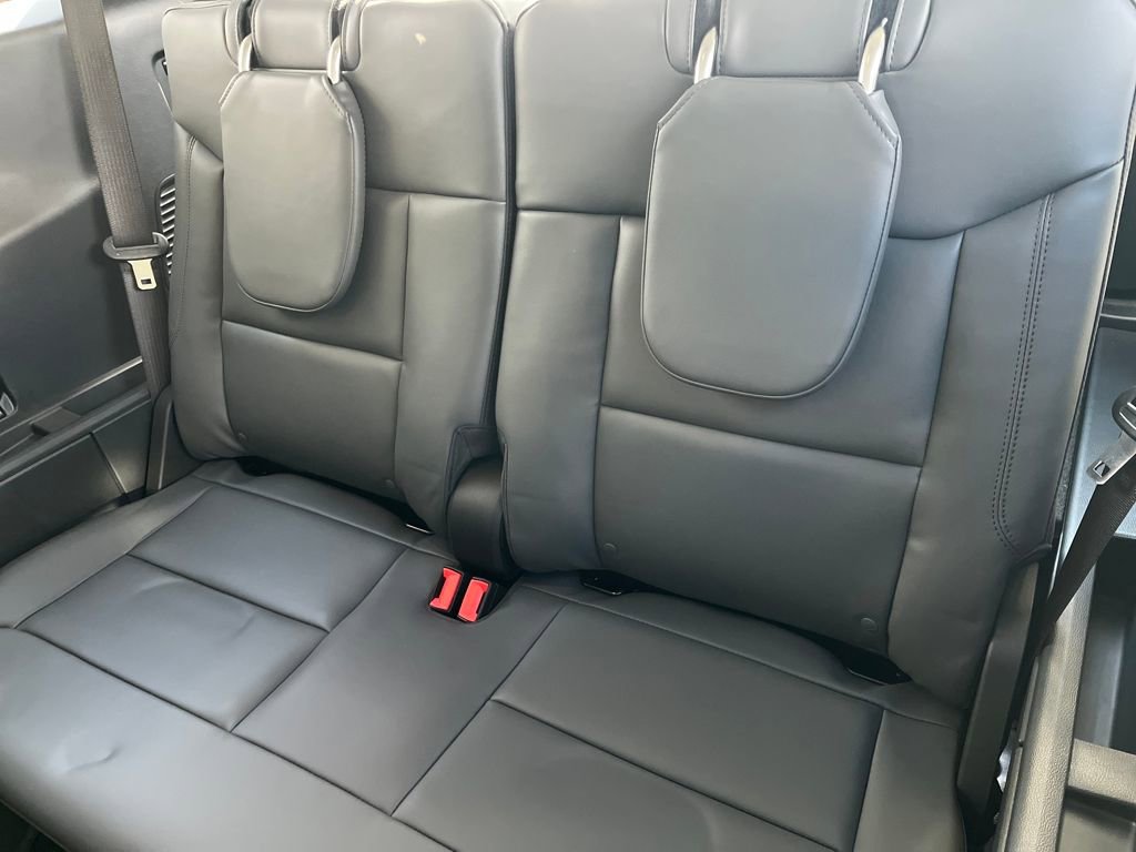 New 2026 Ford Explorer Active w/ Active Comfort Package image 22