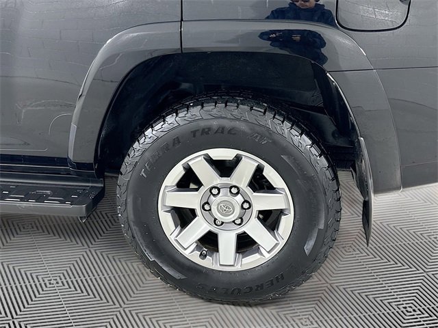 Used 2014 Toyota 4Runner Trail image 10