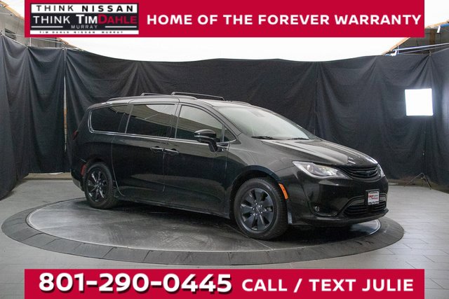 Used 2019 Chrysler Pacifica Limited w/ Advanced Safetytec Group image 1