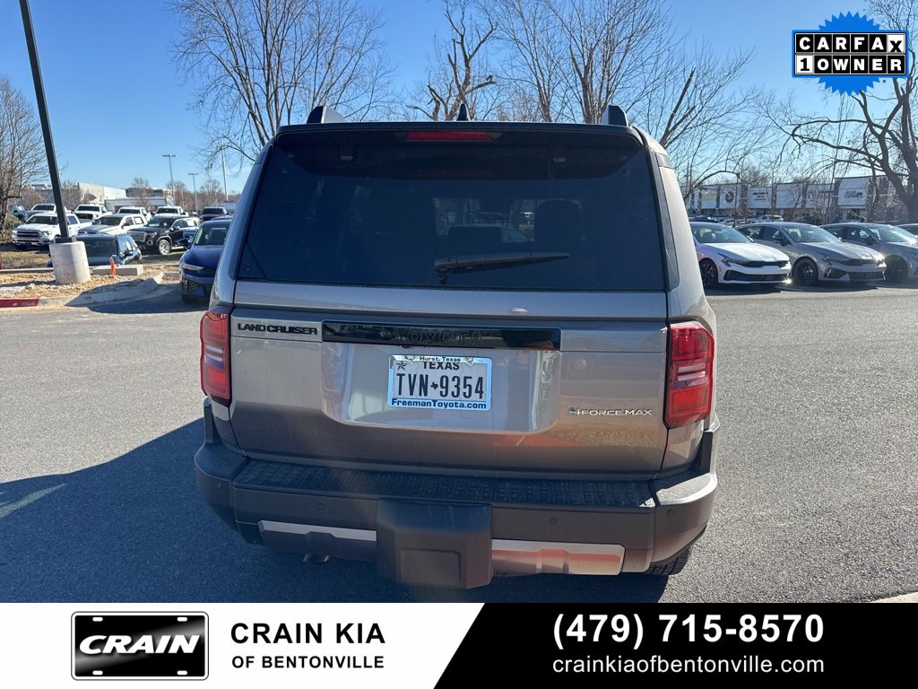 Used 2025 Toyota Land Cruiser image 7