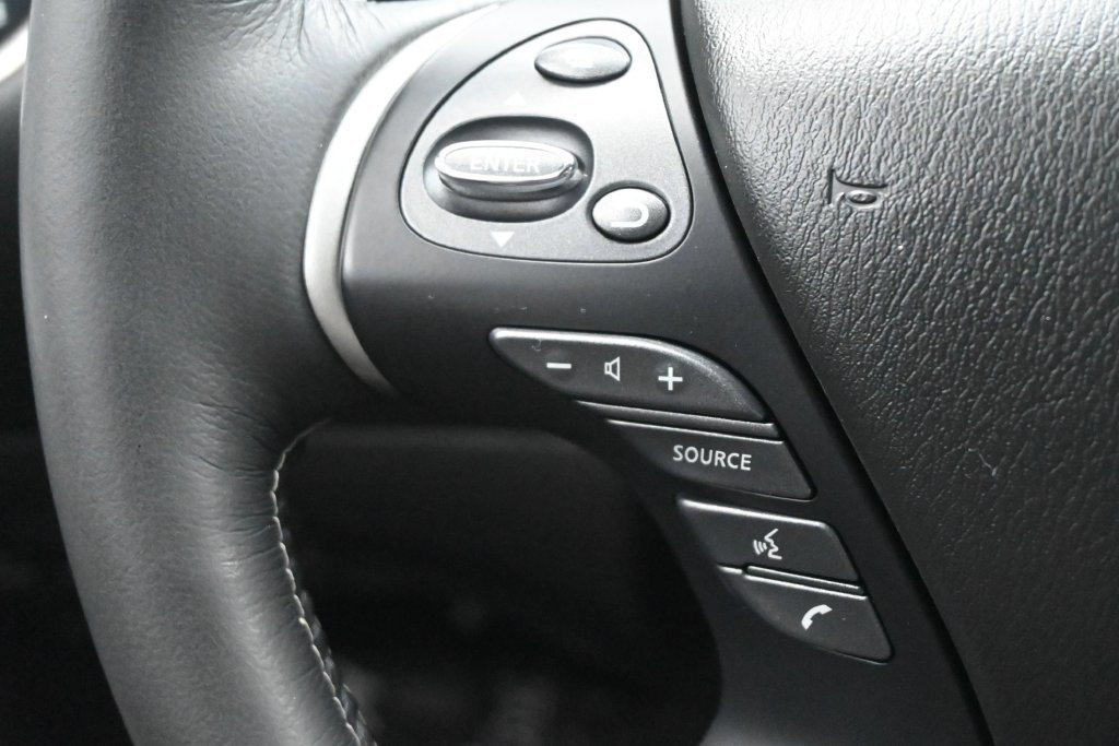 Used 2020 INFINITI QX60 Luxe w/ Essential Package FWD image 8