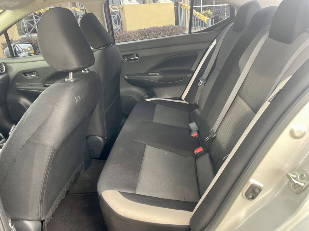 Used 2022 Nissan Versa SV w/ Electronics Package image 10