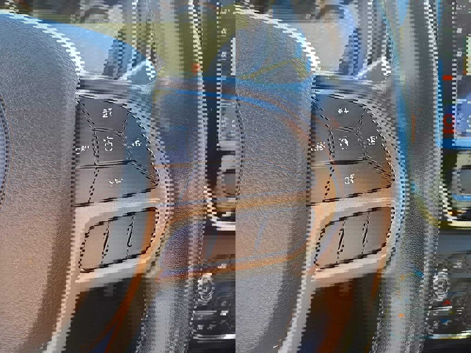 Used 2019 Jeep Cherokee Limited image 22