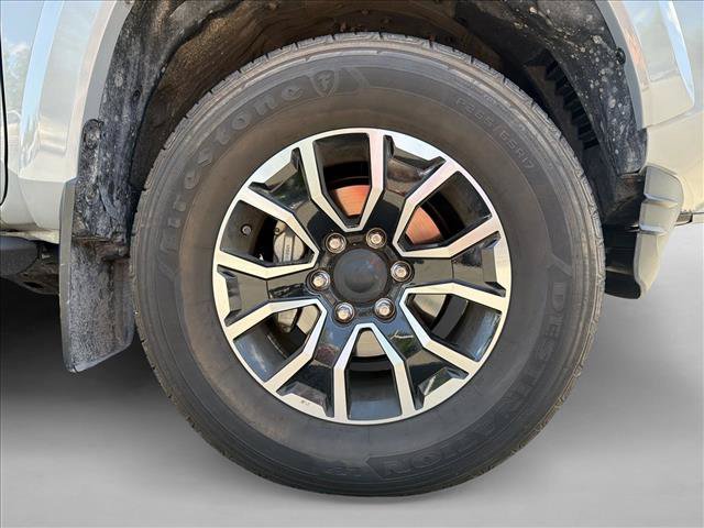 Used 2020 Toyota Tacoma TRD Sport w/ TRD Premium Sport Package AWD/4WD image 9