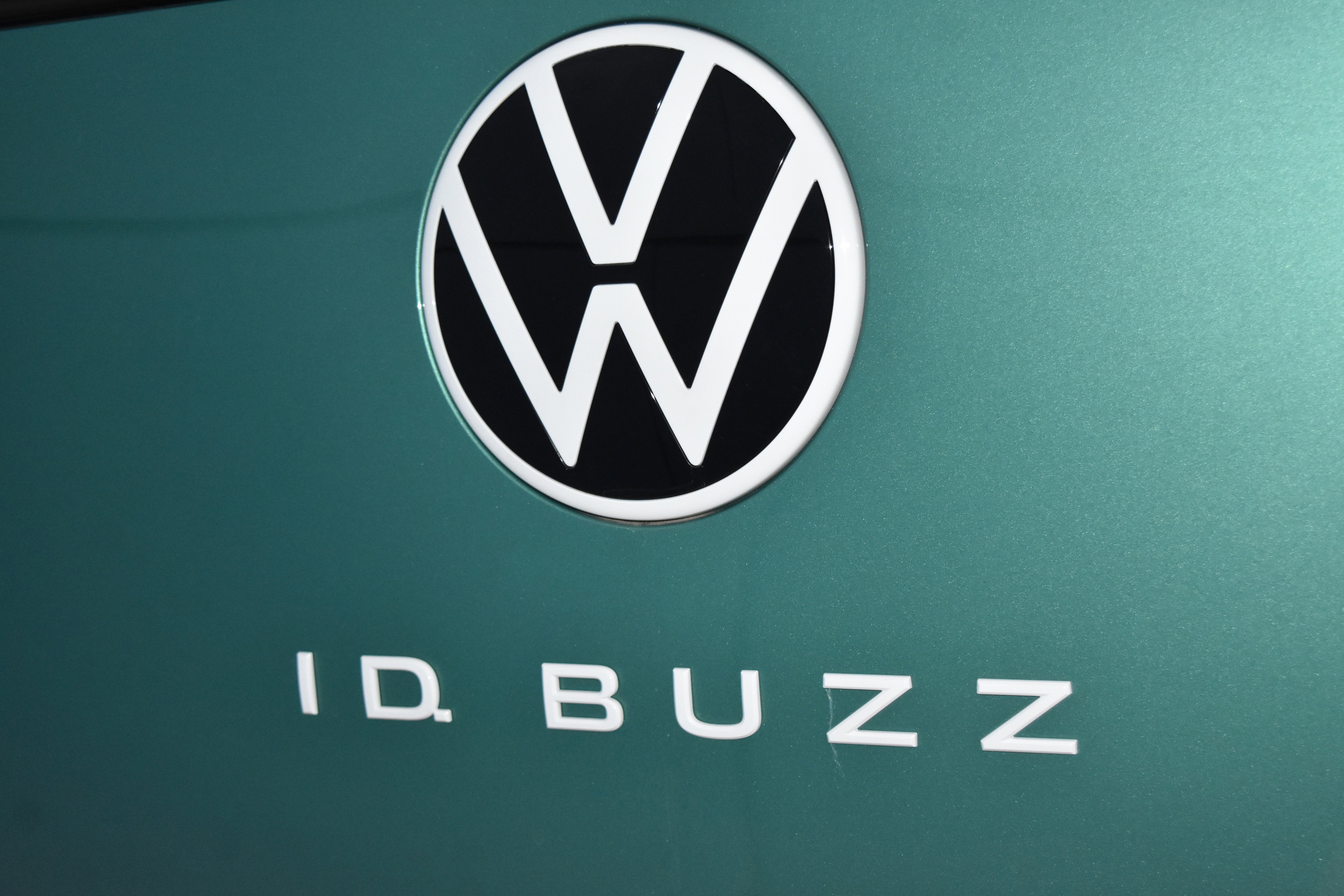 New 2025 Volkswagen ID. Buzz 1st Edition image 26