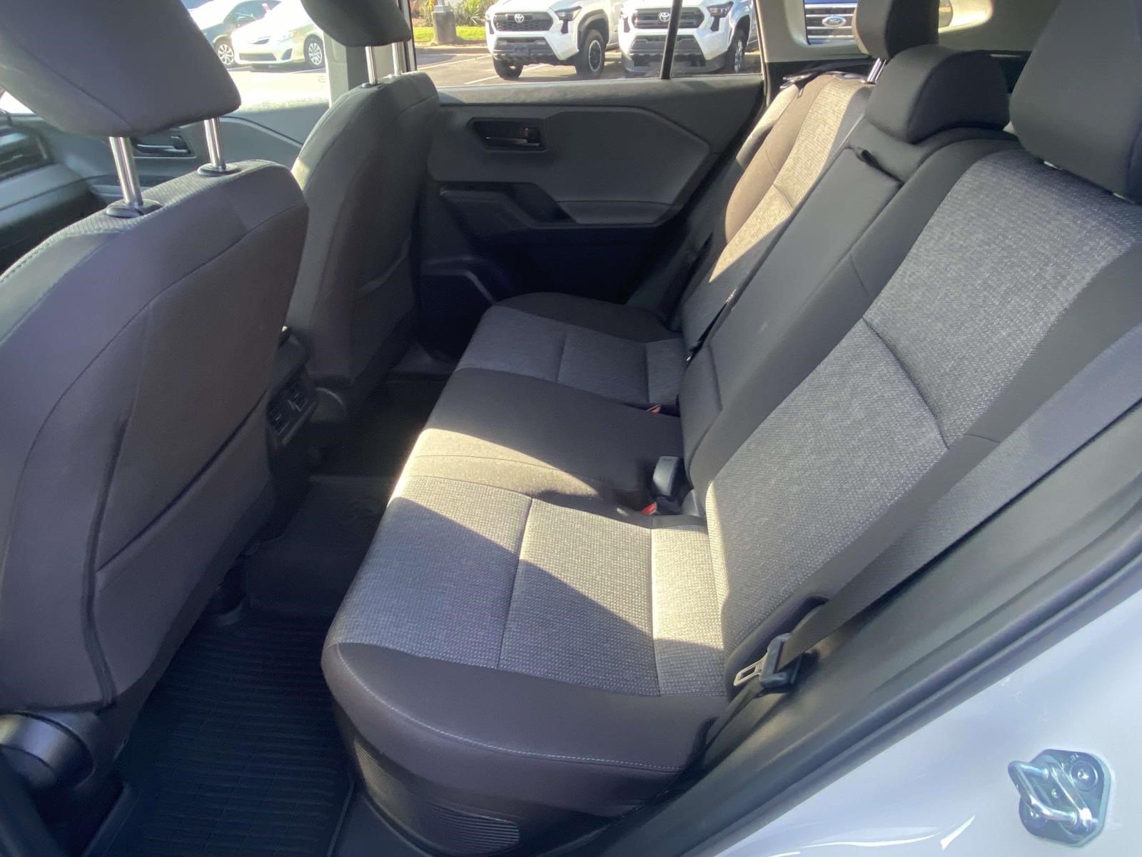 Used 2026 Toyota RAV4 LE AWD/4WD image 11