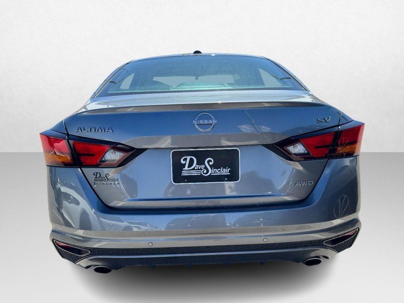 Used 2024 Nissan Altima 2.5 SV w/ SV Premium Package AWD/4WD image 6