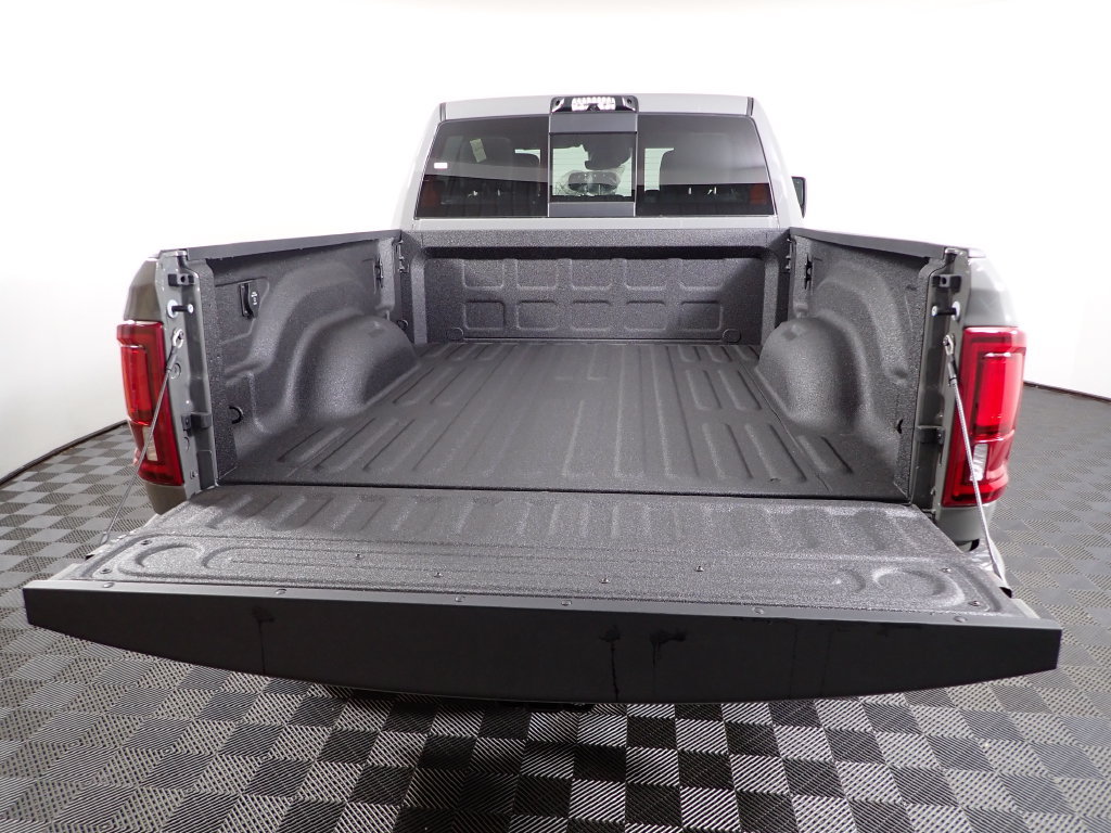 New 2027 RAM 2500 Laramie w/ Night Edition AWD/4WD image 16