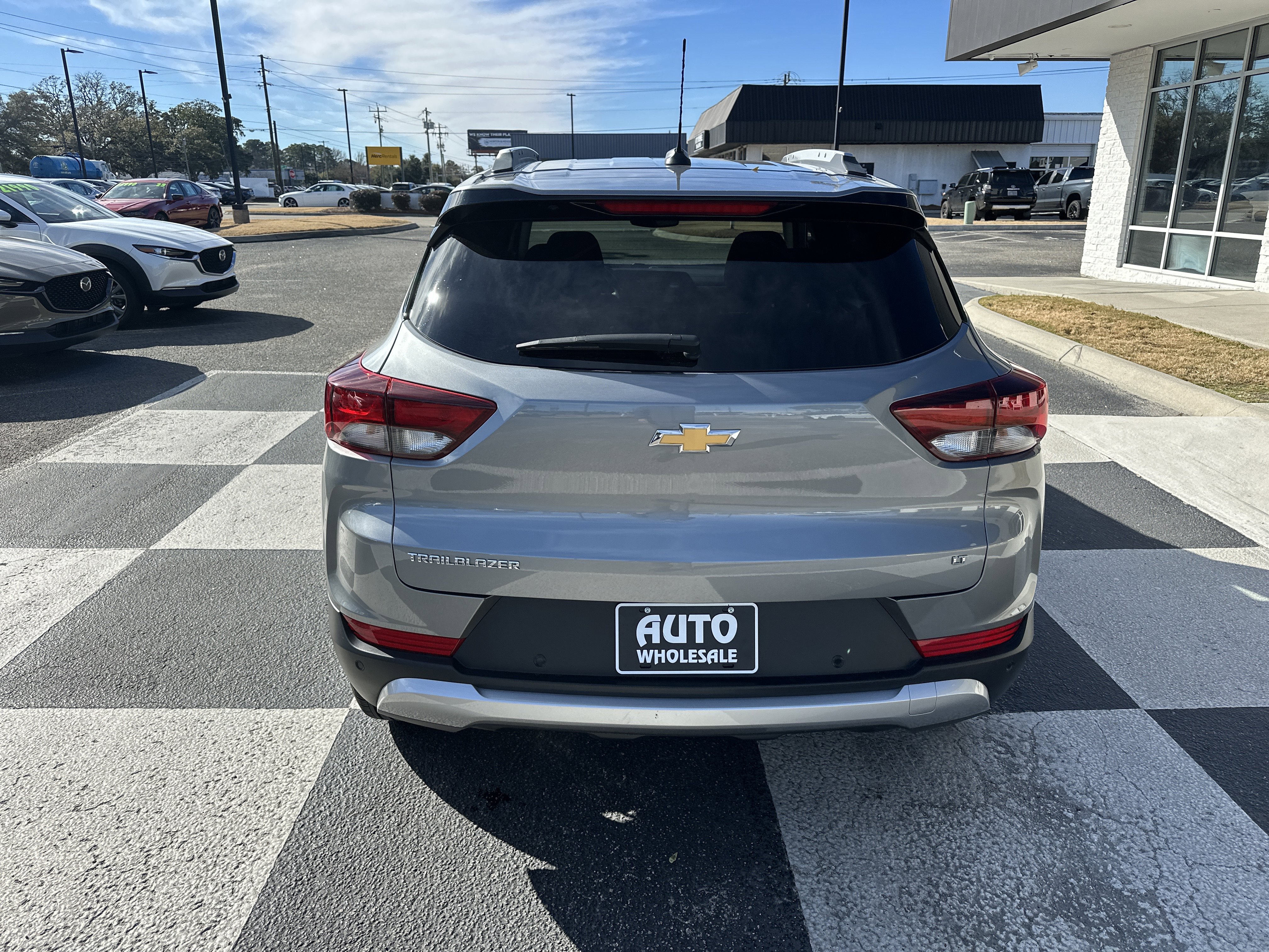 Used 2024 Chevrolet TrailBlazer LT w/ Convenience Package image 4