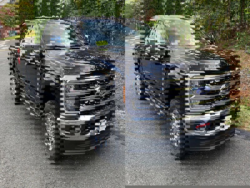 New 2026 Ford F350 Lariat image 3