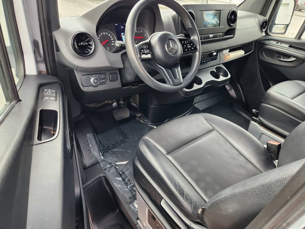 Used 2022 Mercedes-Benz Sprinter 2500 image 18