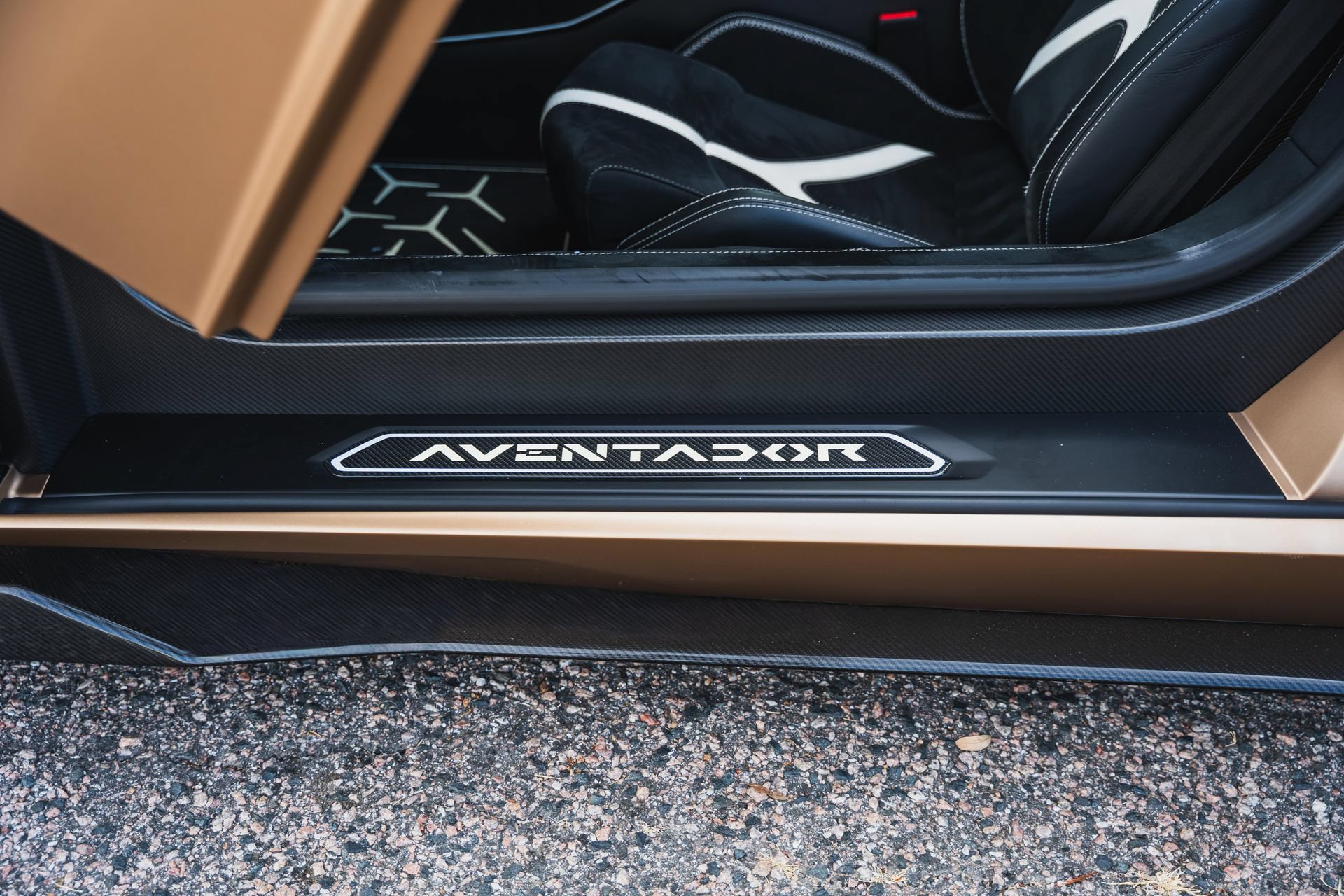 Used 2021 Lamborghini Aventador SVJ AWD/4WD image 46