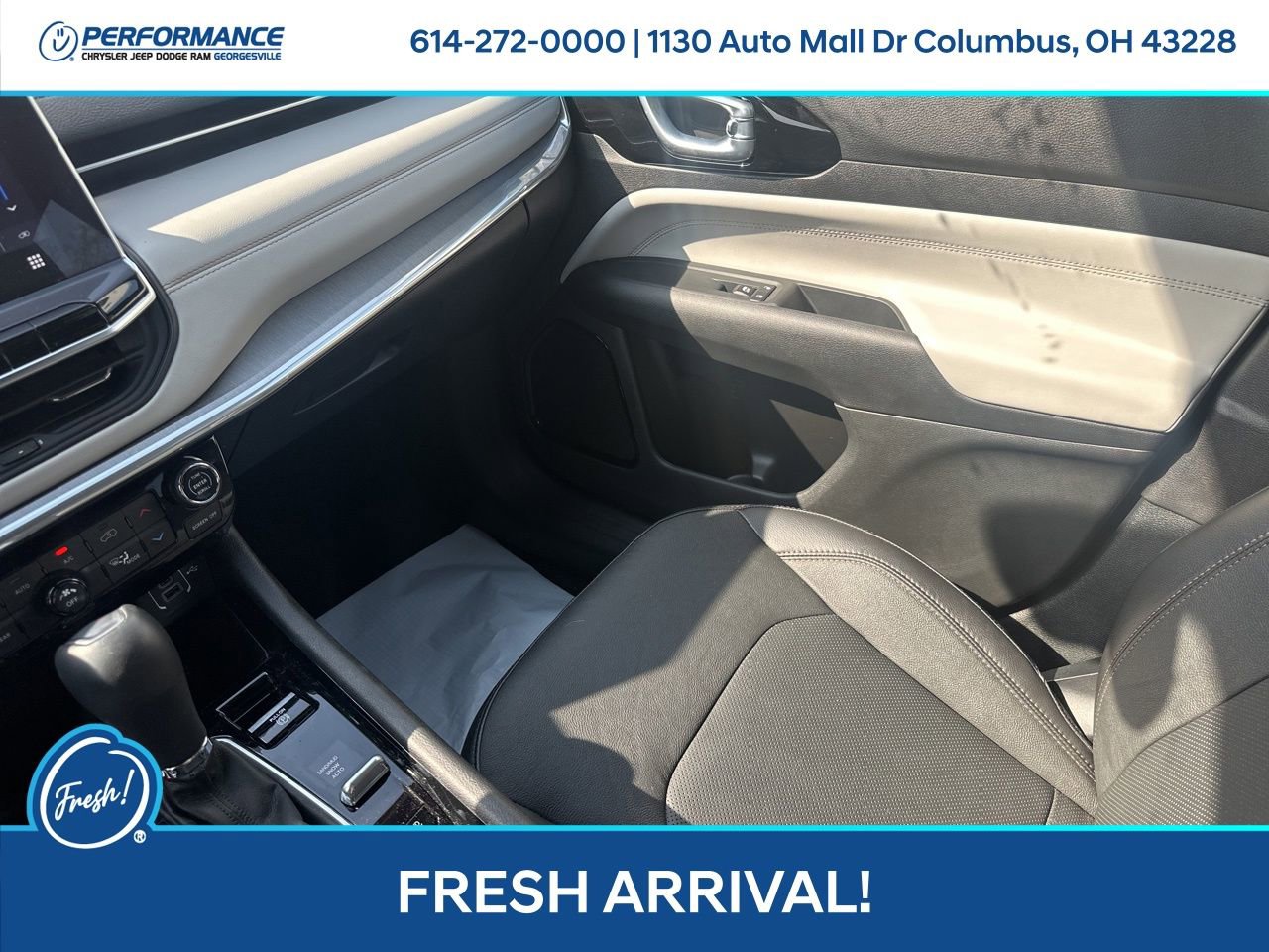 Used 2023 Jeep Compass Limited image 24