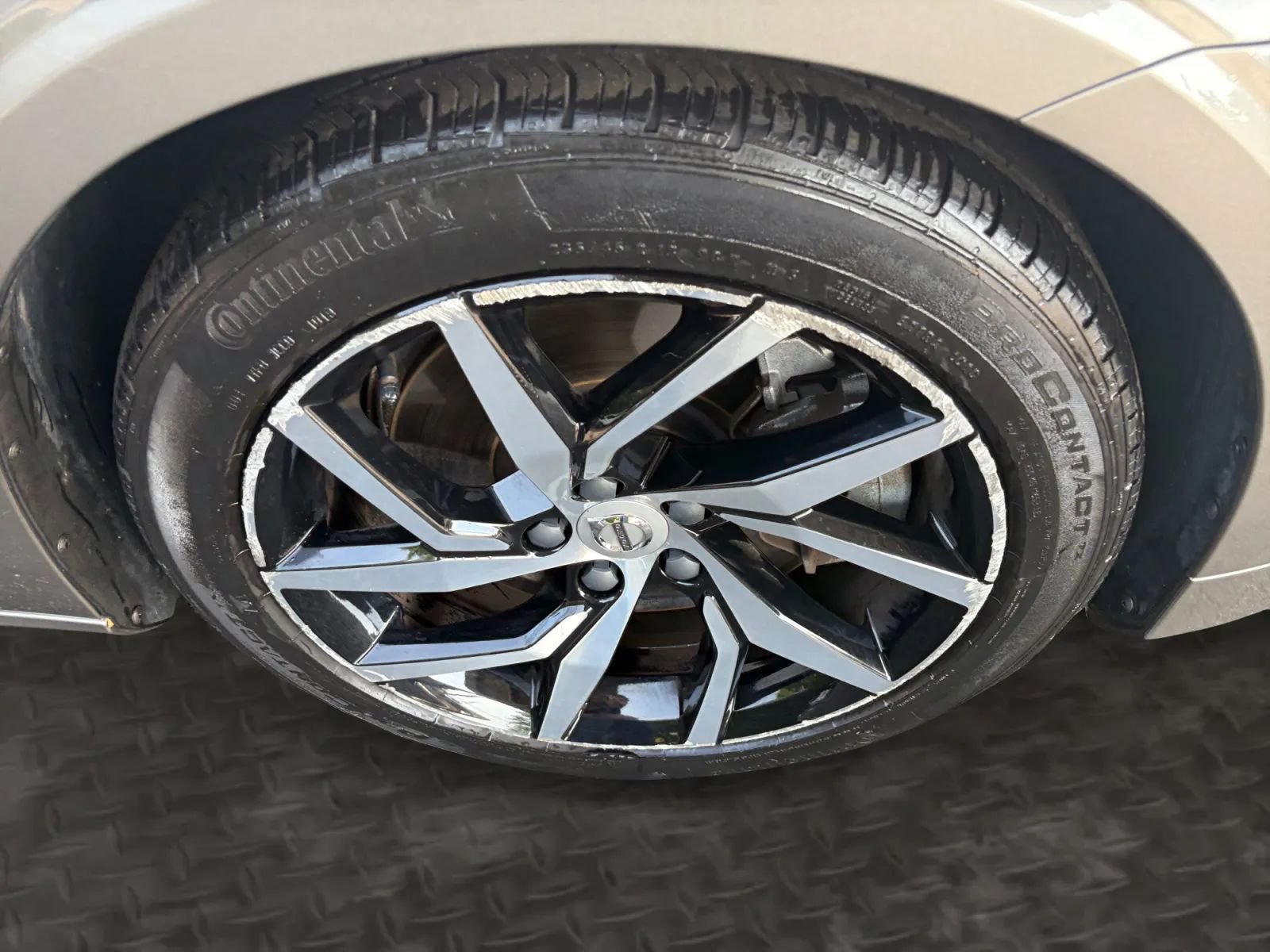 Used 2019 Volvo S60 T6 Momentum AWD/4WD image 38