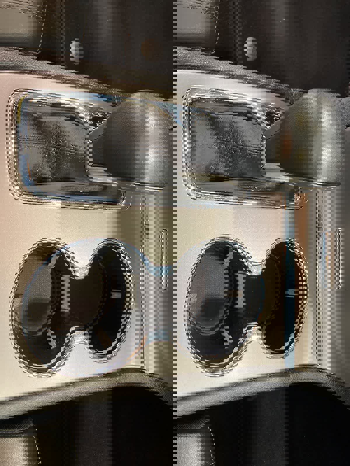 Used 2019 Jeep Grand Cherokee Limited image 19