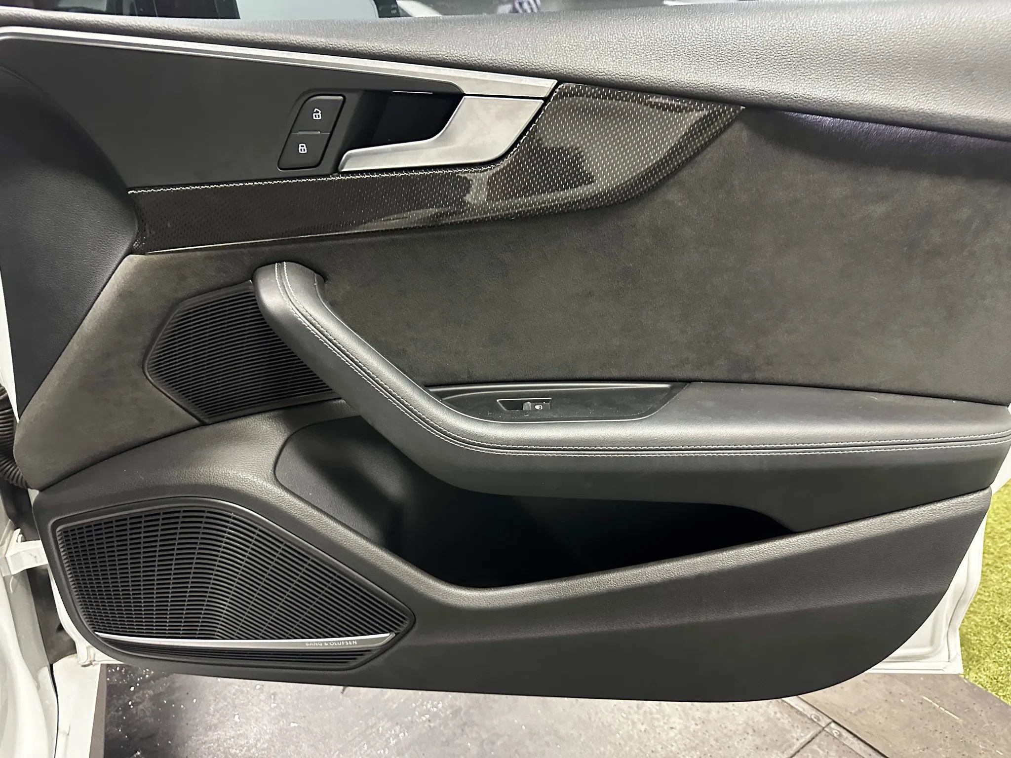 Used 2019 Audi S5 Premium Plus w/ Premium Plus image 25