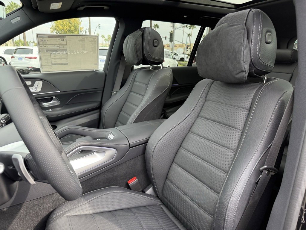 New 2026 Mercedes-Benz GLS 580 4MATIC image 12
