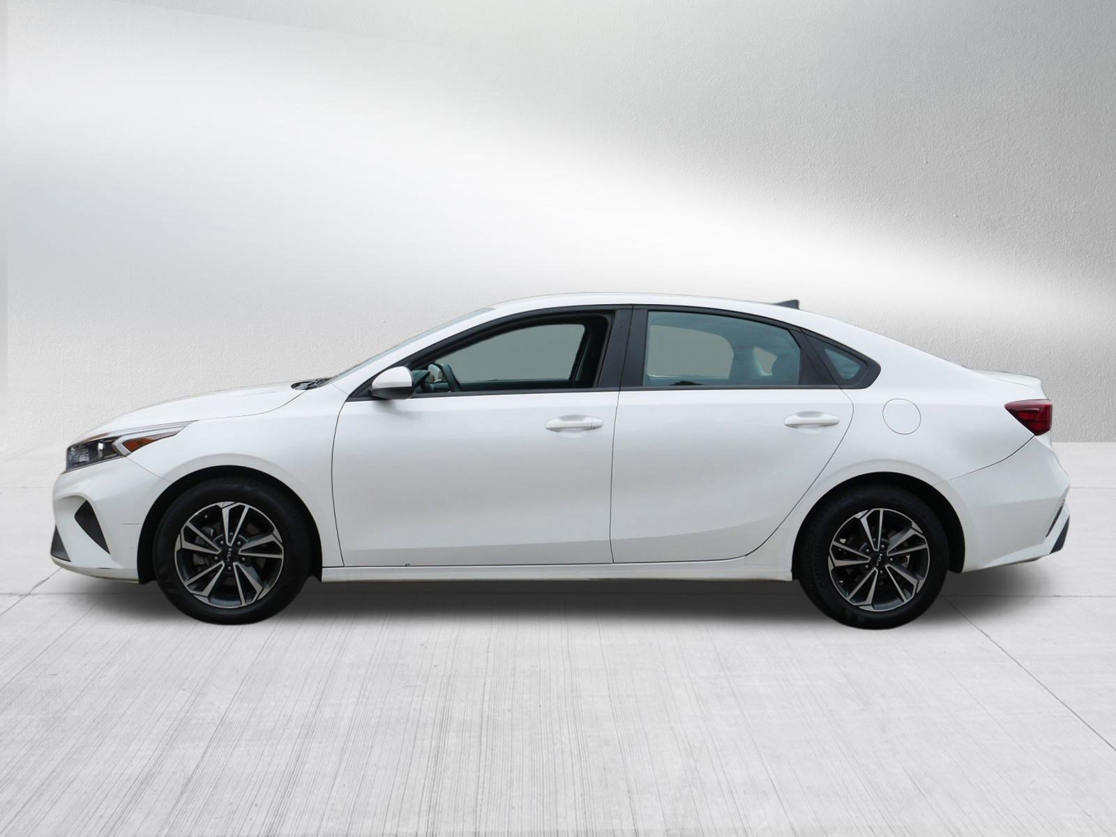 Certified 2024 Kia Forte LXS image 4