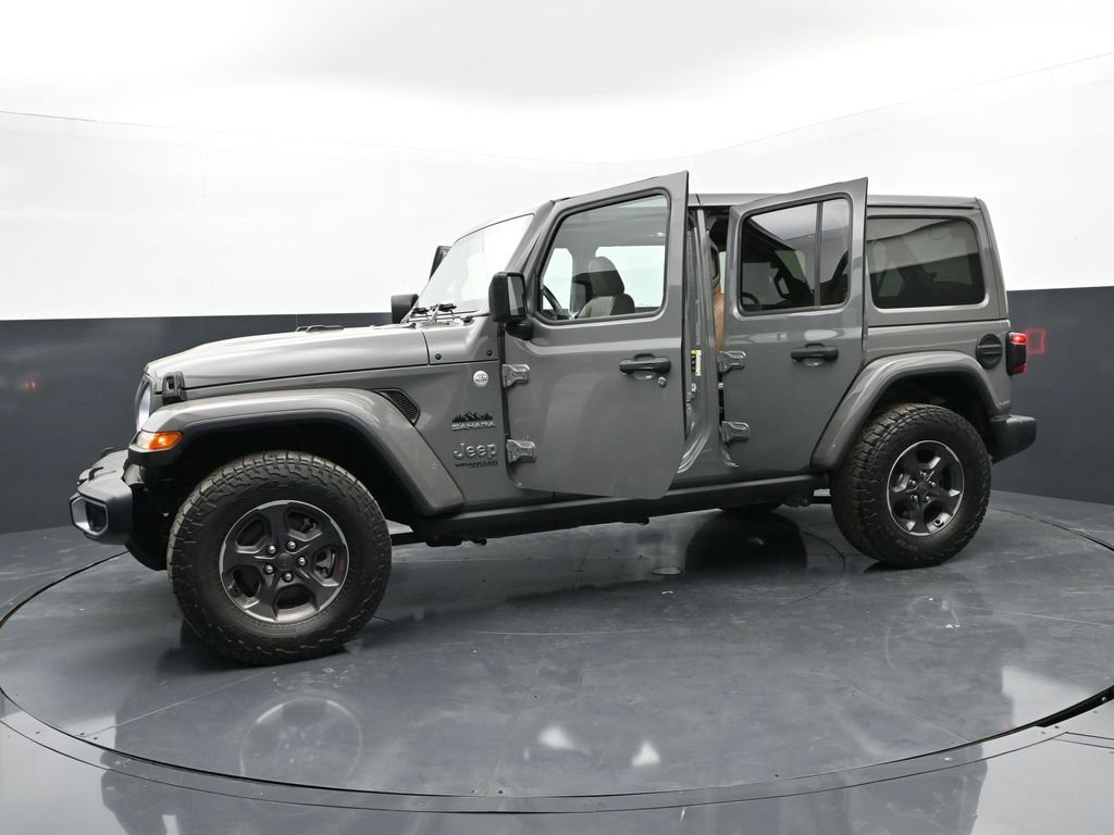 Used 2022 Jeep Wrangler Unlimited Sahara w/ Cold Weather Group image 43