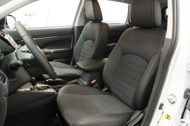 New 2027 Mitsubishi Outlander Sport SE AWD/4WD image 7