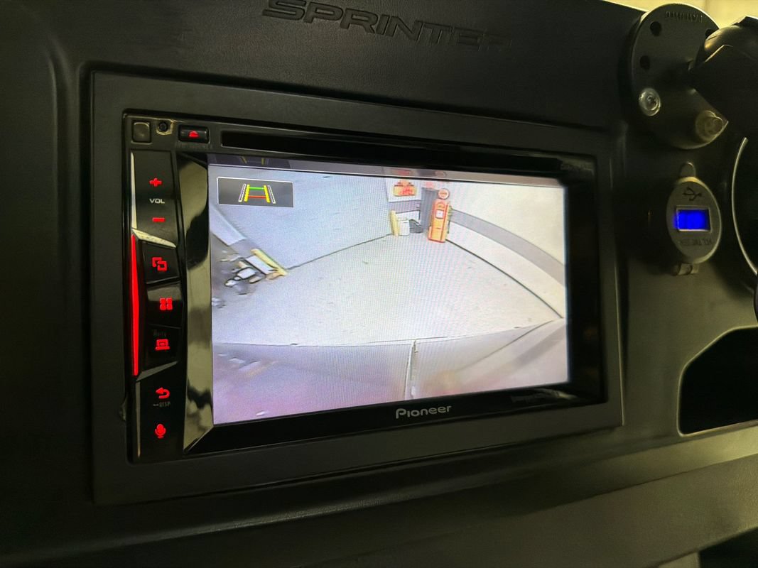 Used 2019 Mercedes-Benz Sprinter 170 Cargo image 21