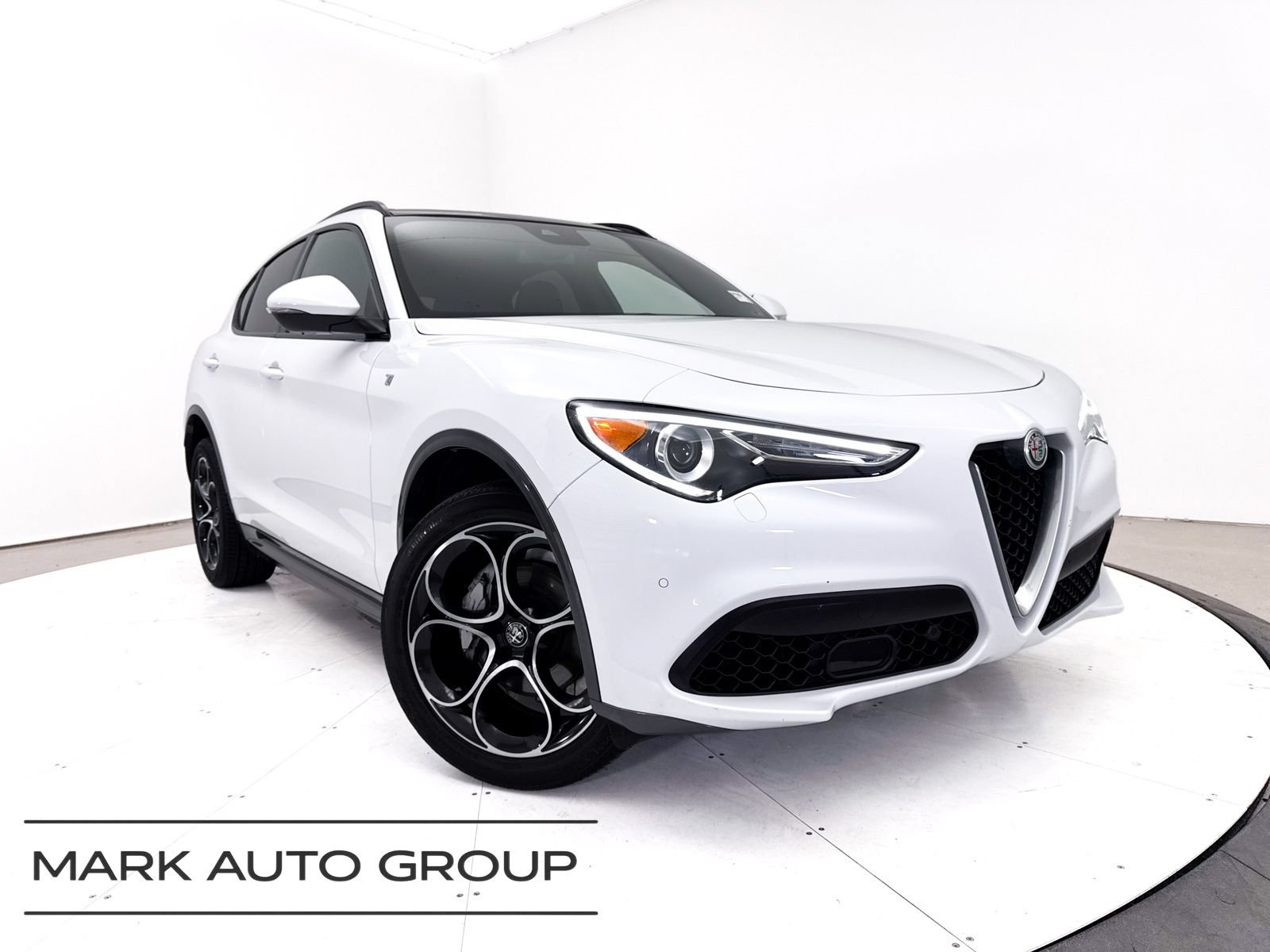Used 2023 Alfa Romeo Stelvio Ti