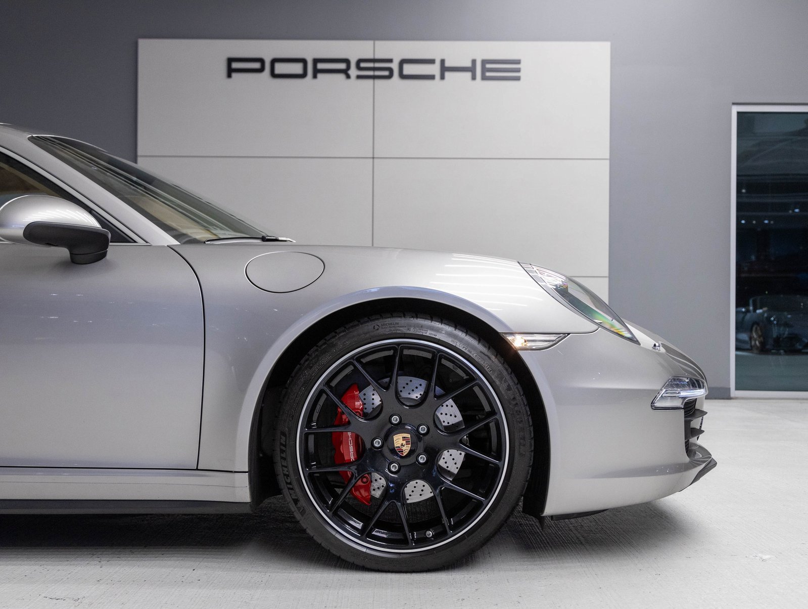 Certified 2013 Porsche 911 Carrera 4S image 11