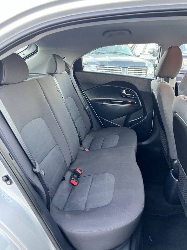 Used 2013 Kia Rio LX w/ PWR Pkg FWD image 16