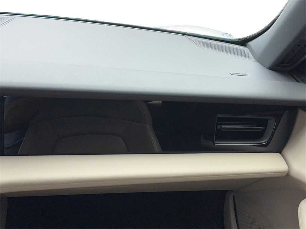 Used 2023 Porsche Taycan w/ Premium Package image 20