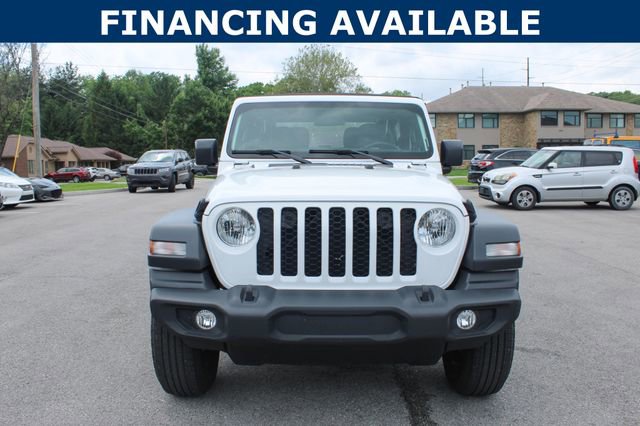 Used 2024 Jeep Wrangler Sport AWD/4WD image 3