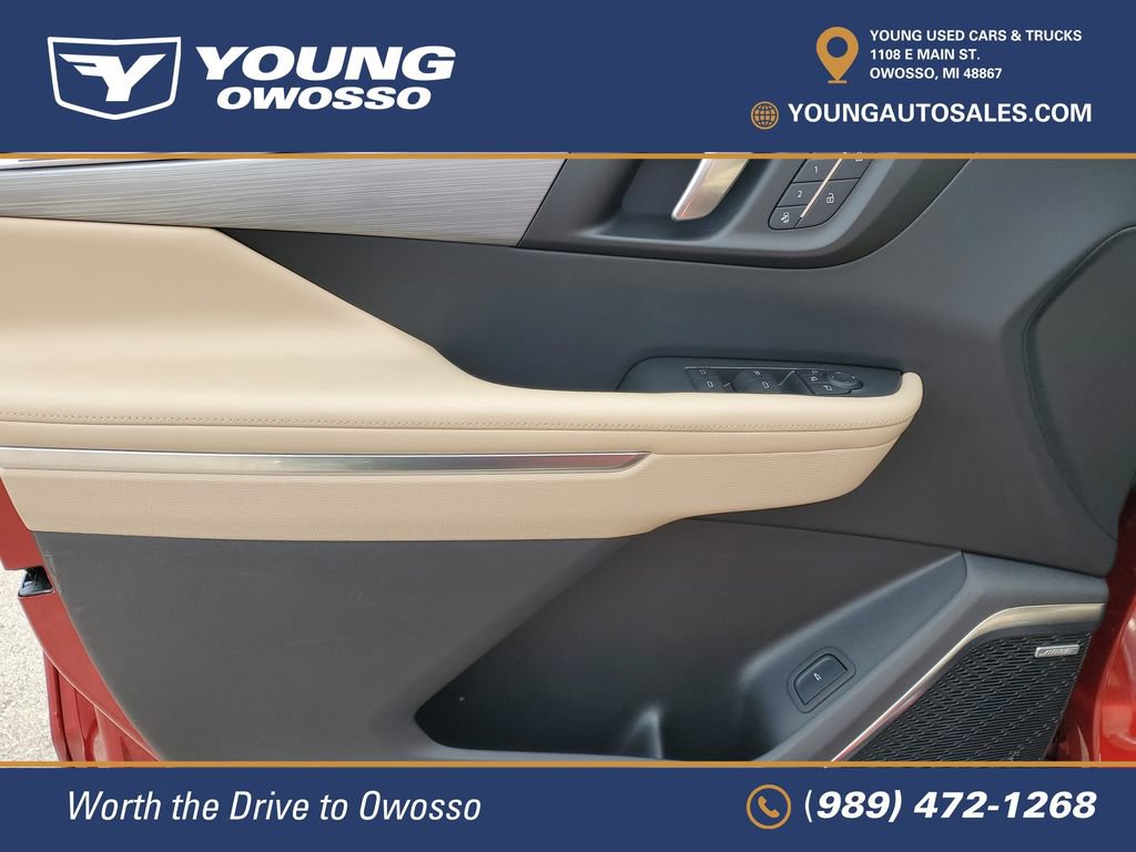 Used 2026 Buick Enclave Preferred w/ Power Package AWD/4WD image 26