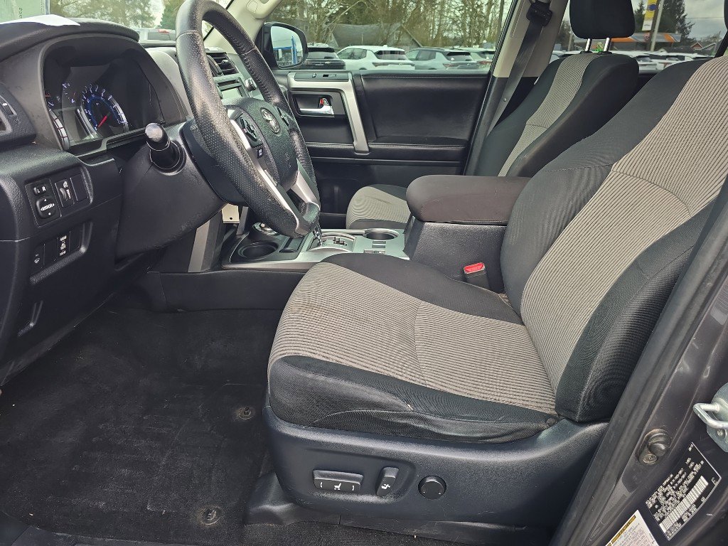 Used 2016 Toyota 4Runner SR5 image 14