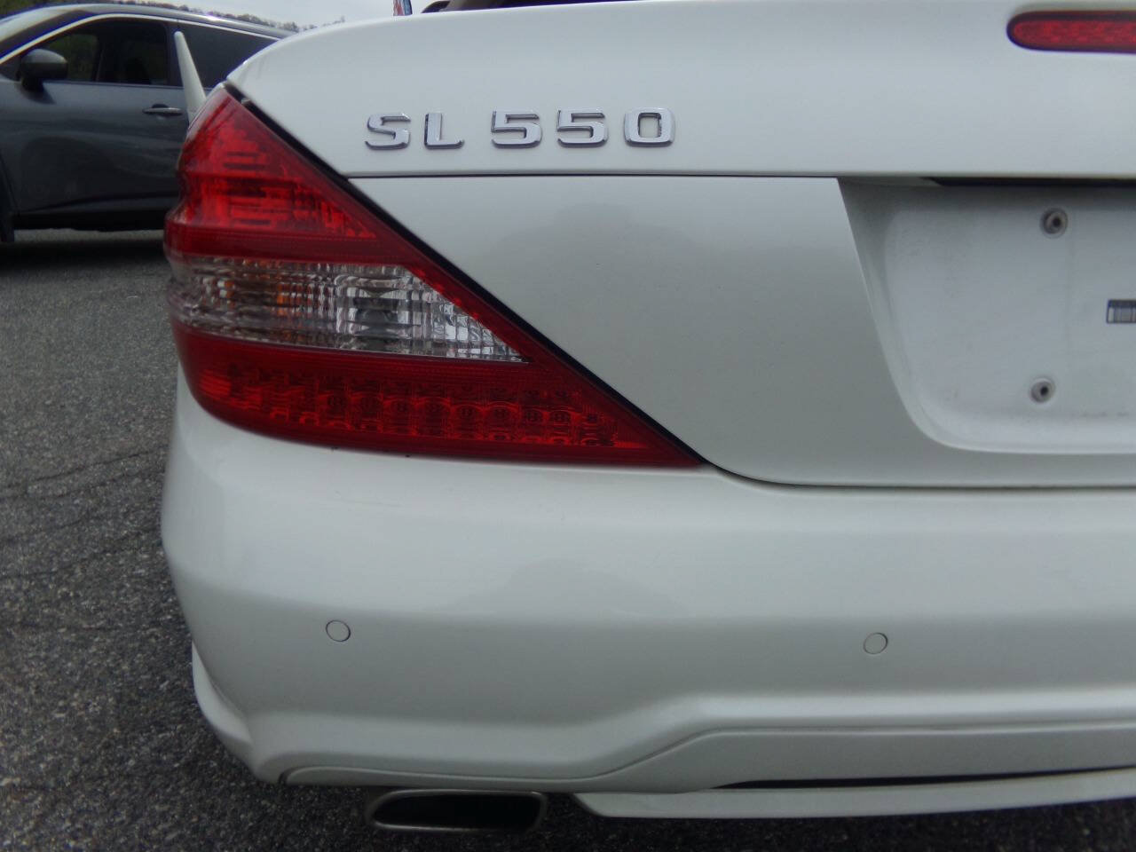 Used 2009 Mercedes-Benz SL 550 image 16