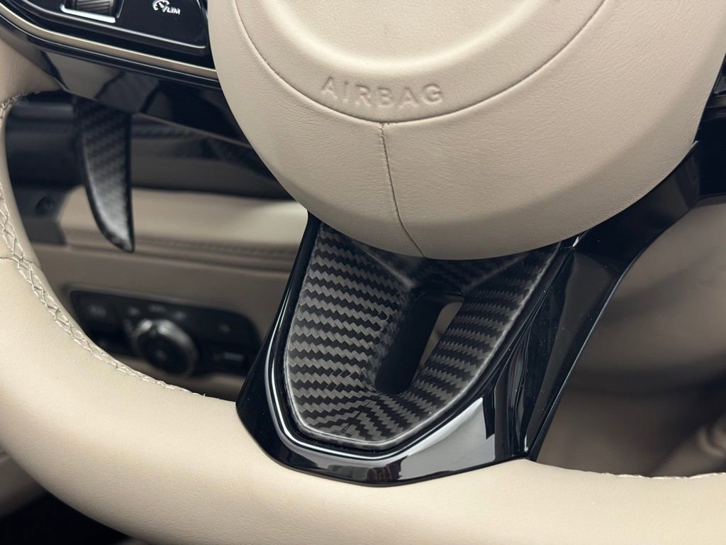 New 2026 Aston Martin Vanquish Convertible image 19