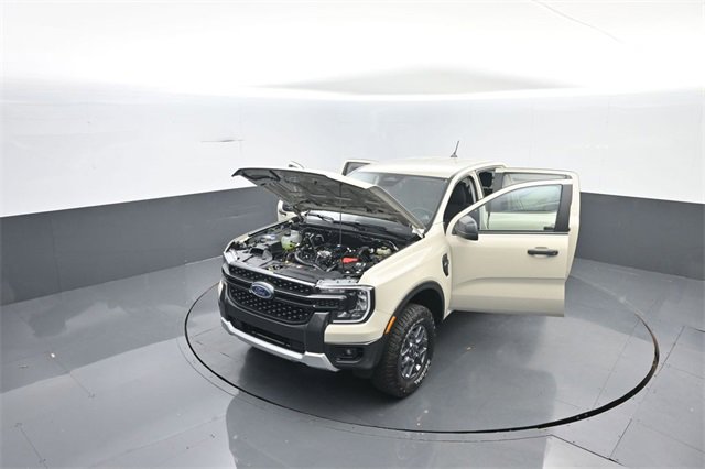New 2025 Ford Ranger XLT w/ FX4 Off-Road Package image 38