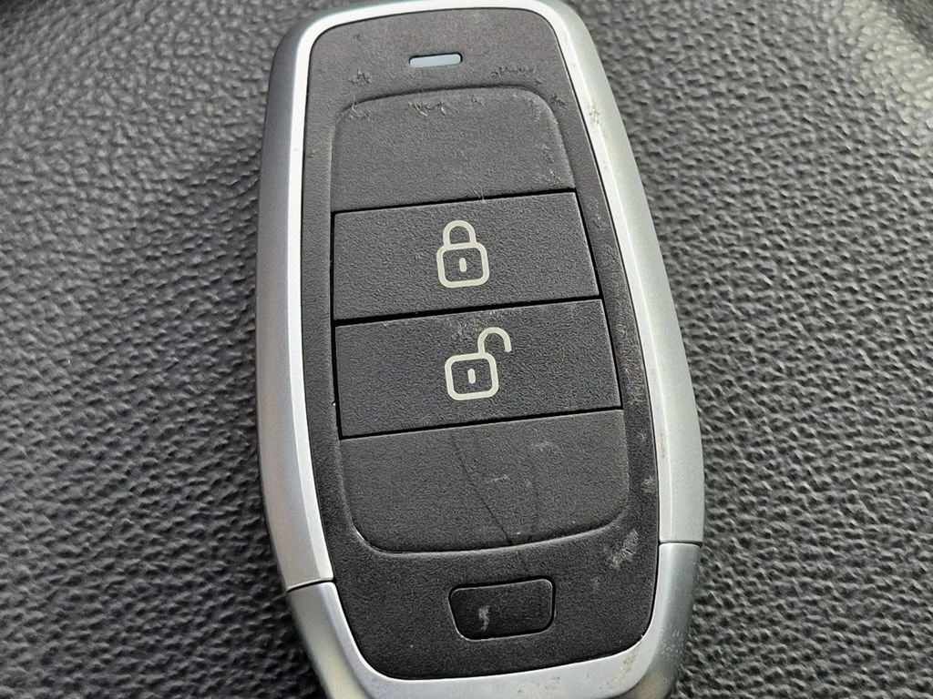 Used 2026 Honda CR-V EX-L image 31