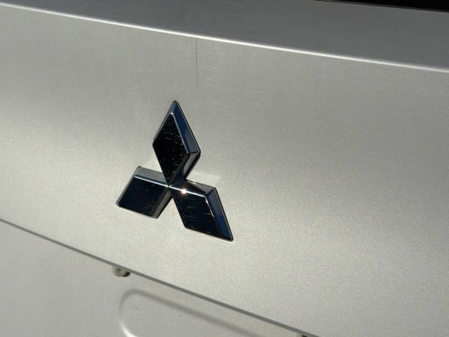 Used 2024 Mitsubishi Outlander SEL FWD image 12