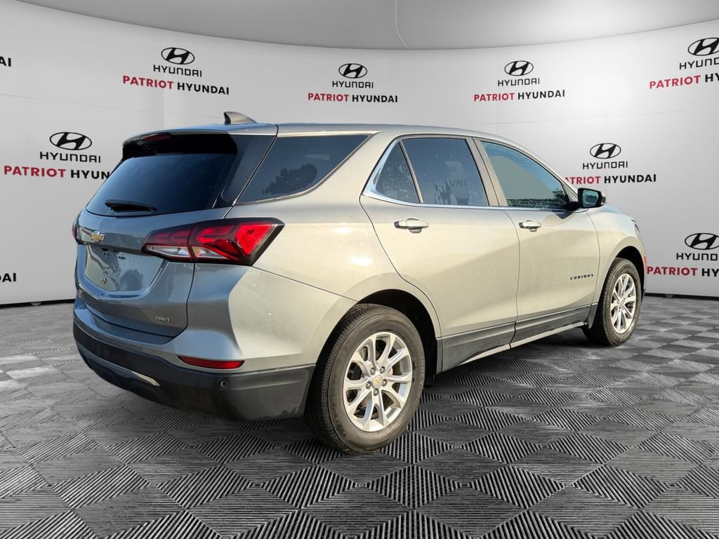 Used 2024 Chevrolet Equinox LT AWD/4WD image 3