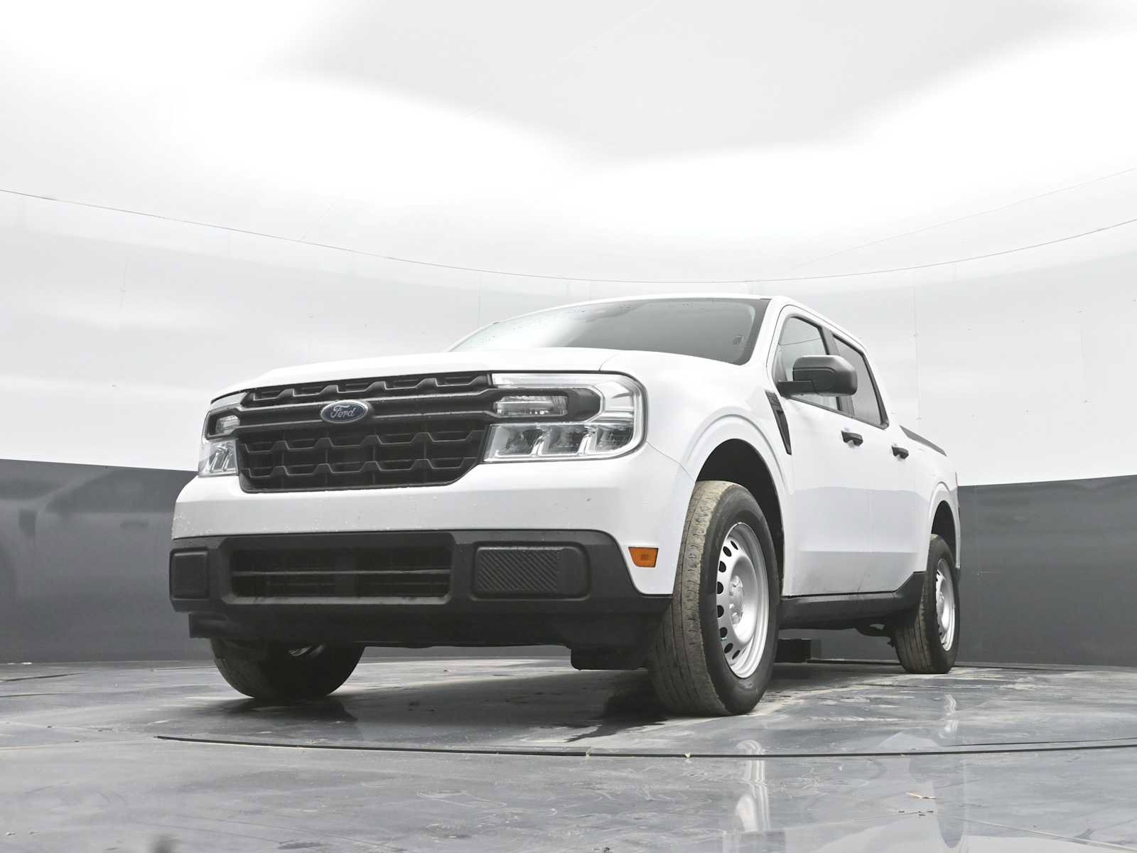 Used 2023 Ford Maverick XL image 30