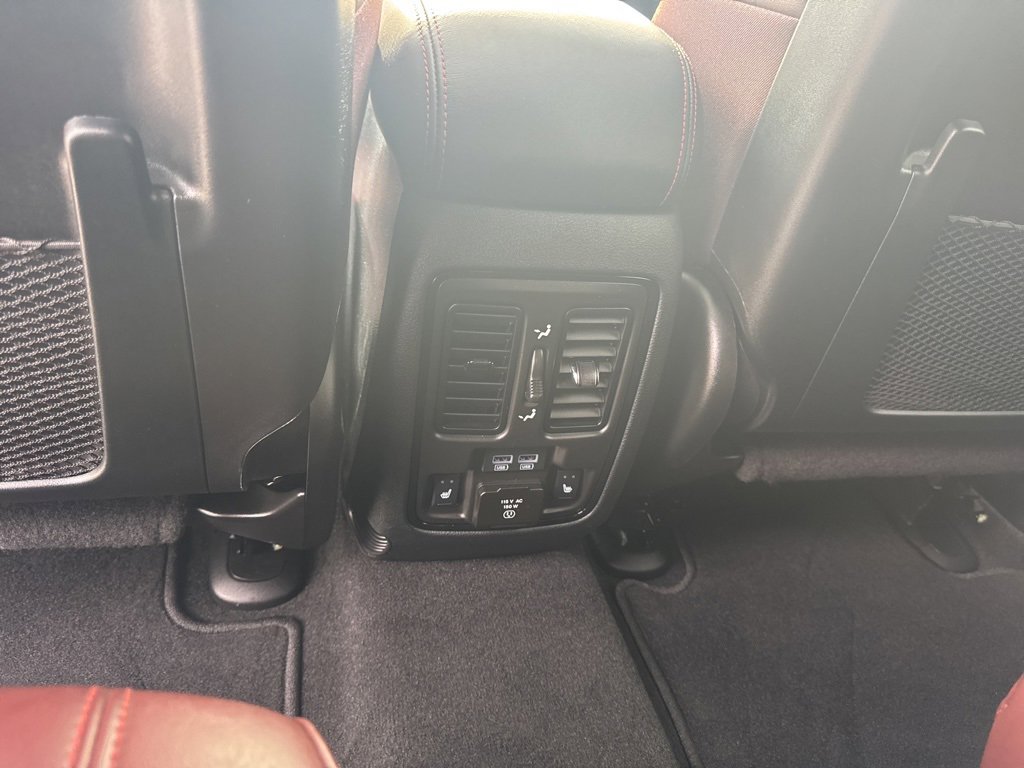 Used 2025 Dodge Durango R/T image 17