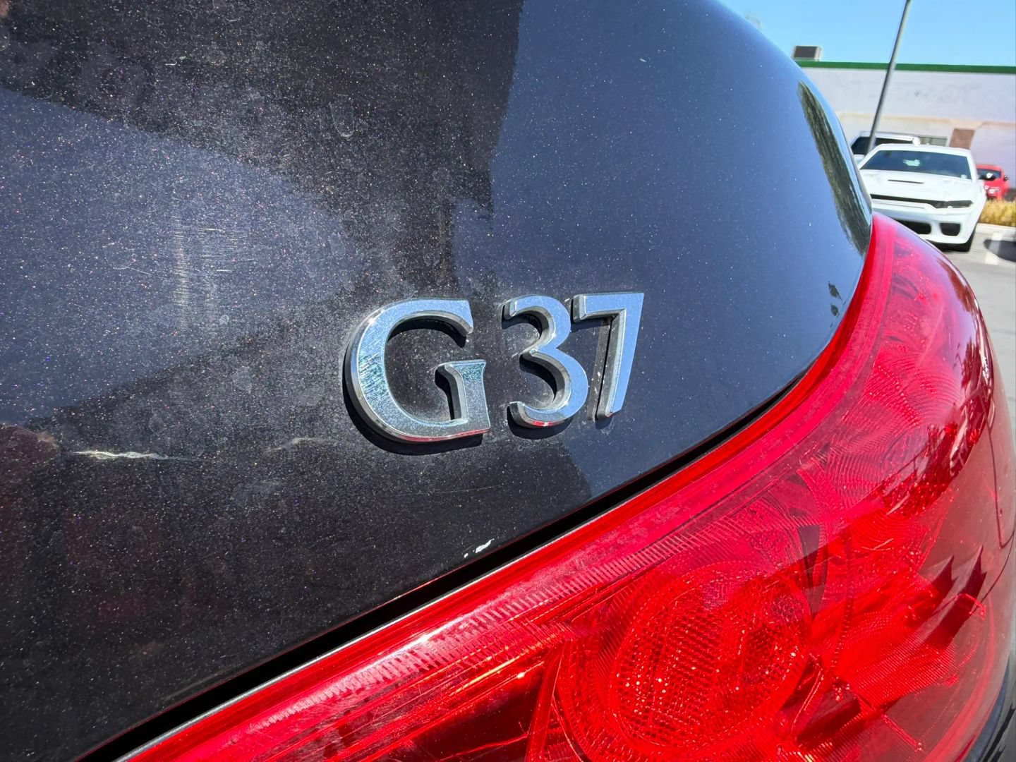 Used 2011 INFINITI G37 Convertible w/ Premium Pkg RWD image 14