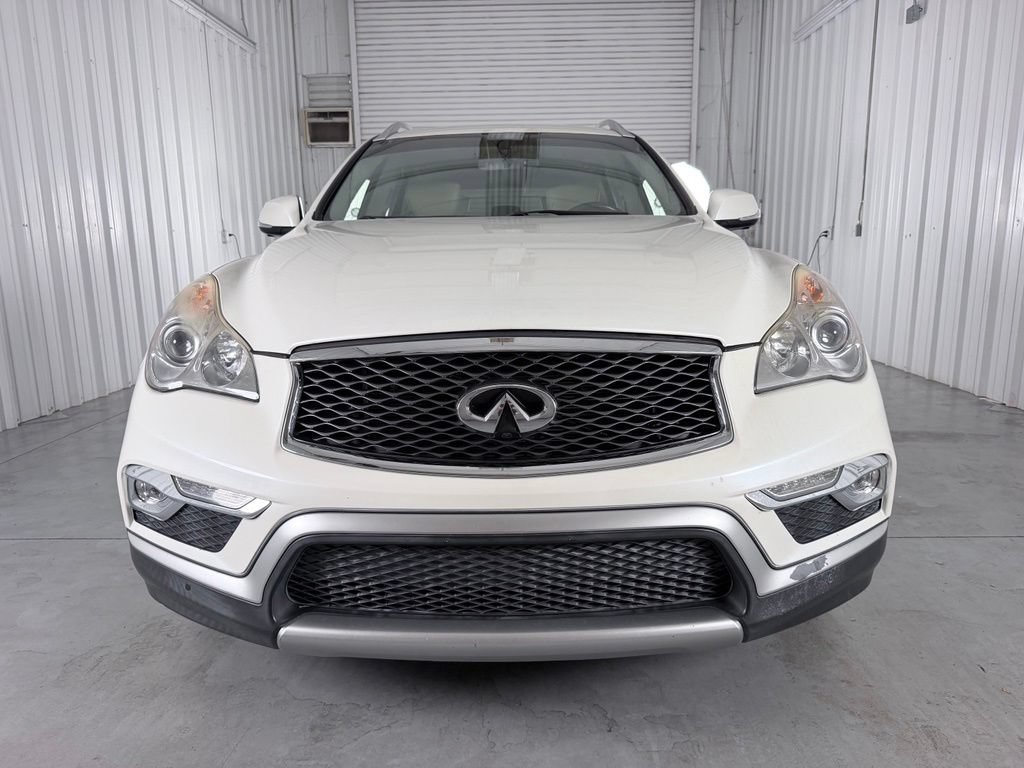 Used 2017 INFINITI QX50 2WD w/ Premium Plus Package image 2